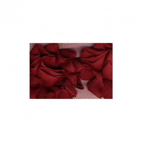 FLEURS SUR TULLE