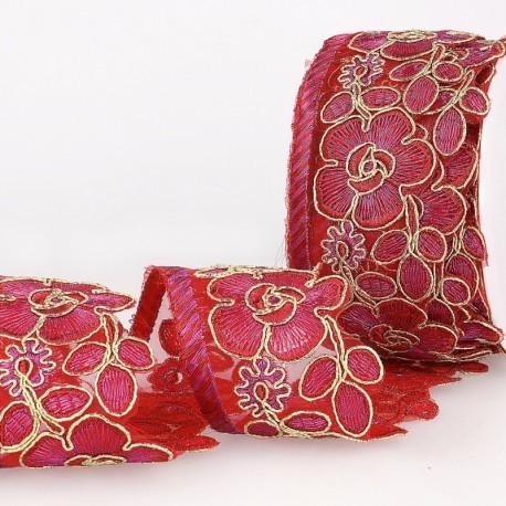 BRODERIE MÉTALLIQUE