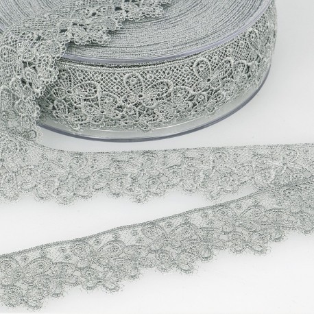 TULLE BRODÉ PAPILLONS