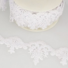 BRODERIE BRILLANTE