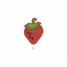 M PATCH STRAWBERRY WITH PEARLS