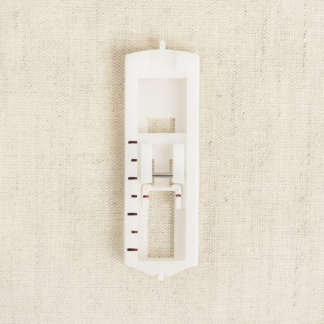 SNAP-ON BUTTONHOLE FOOT FOR SEWING MACHINE