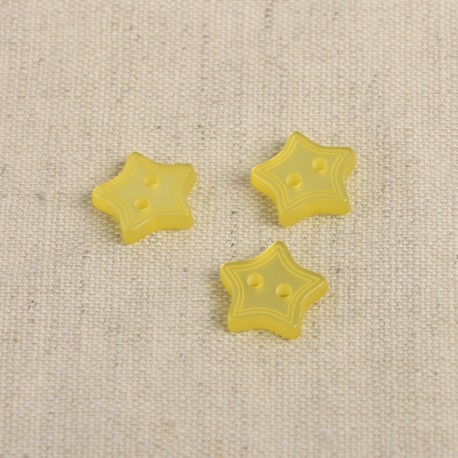 BUTTON STAR 2 HOLES