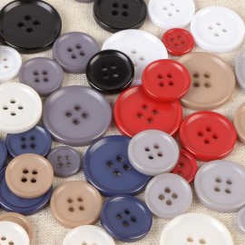 CLASSIC 4-HOLES BUTTON