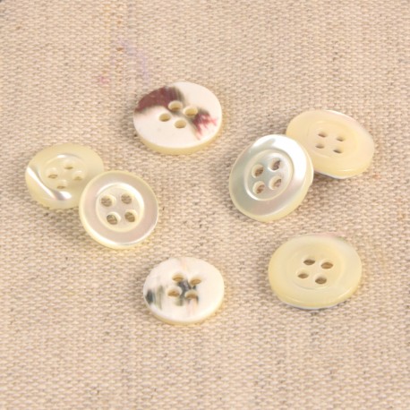 MOTHER OF PEARL BUTTON WITH 4 HOLES