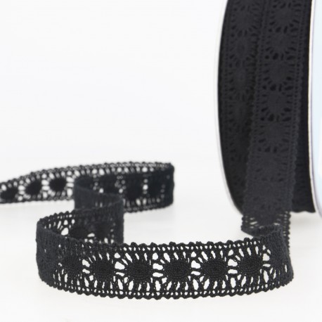 INSERT LACE