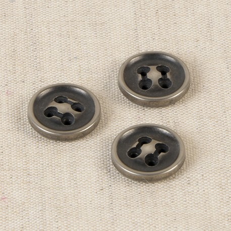 SILVERED 4-HOLES BUTTON