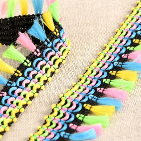 MULTICOLOR TASSEL FRINGE