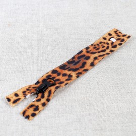 NON-SEPARABLE ZIP LEOPARD