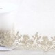 BRODERIE MÉTALLIQUE SUR TULLE