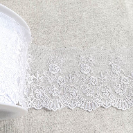 TULLE BRODE FLEURS FESTONNEES BRILLANT