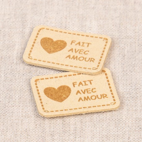 ETIQUETTE FAIT AVEC AMOUR