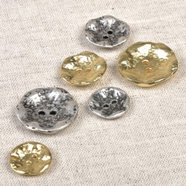 BOUTON METAL MARTELÉ