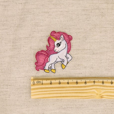 M ECUSSON DRAGON/LICORNE/