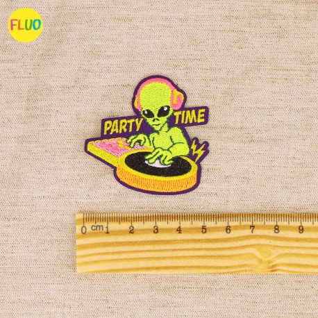 M ECUSSON ALIEN PARTY