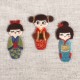 S ECUSSON POUPEE EN KIMON