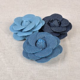 FLEUR CAMELIA DENIM BROCH