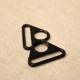 Anneau triangle métal 30x
